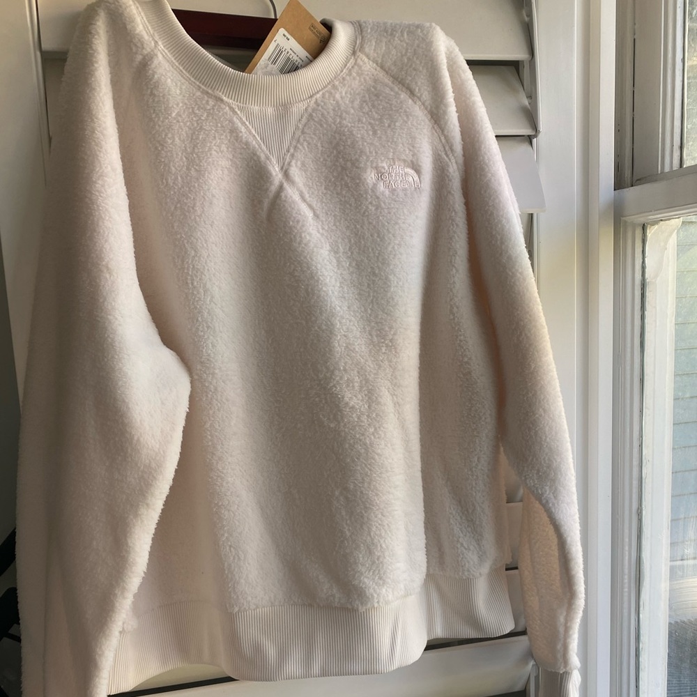 NWT North Face Pullover
